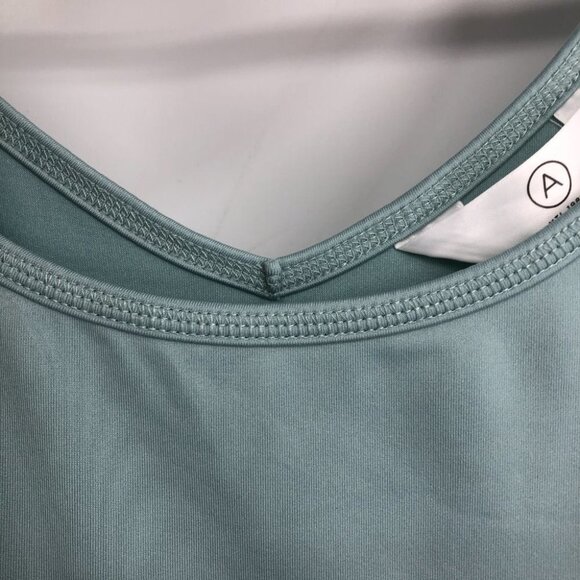 Reitmans Seafoam Blue/Green Rounded Square Neck Activewear Tank Top size 1x - Picture 7 of 13